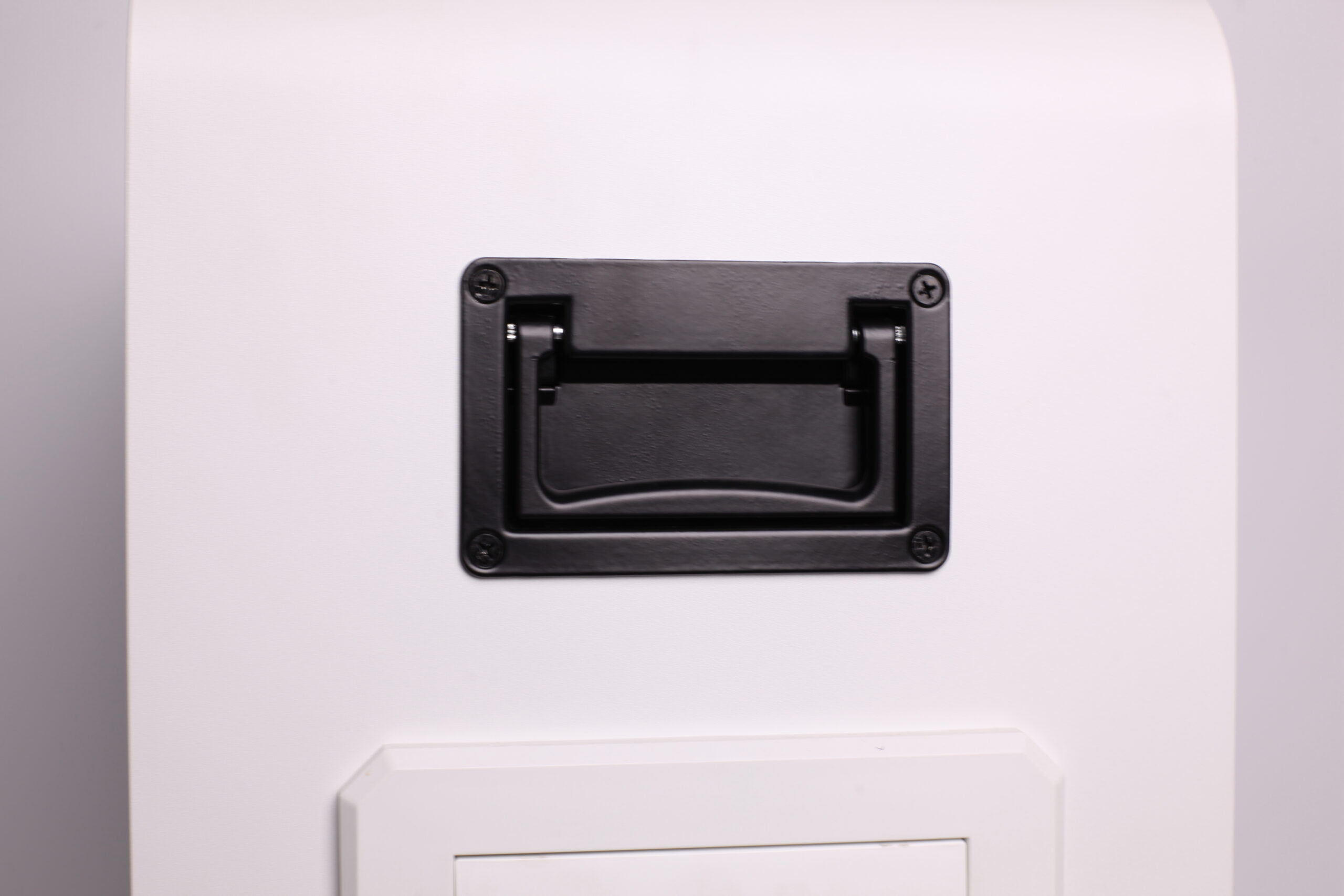 Side-Connection Energy Storage Cabinet